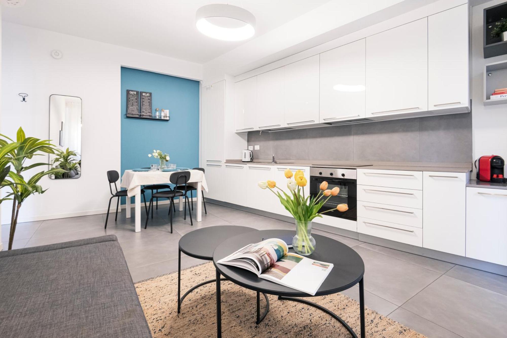 114 - Amazing Flat Fully Furnished In P.Ta Romana Милано Екстериор снимка