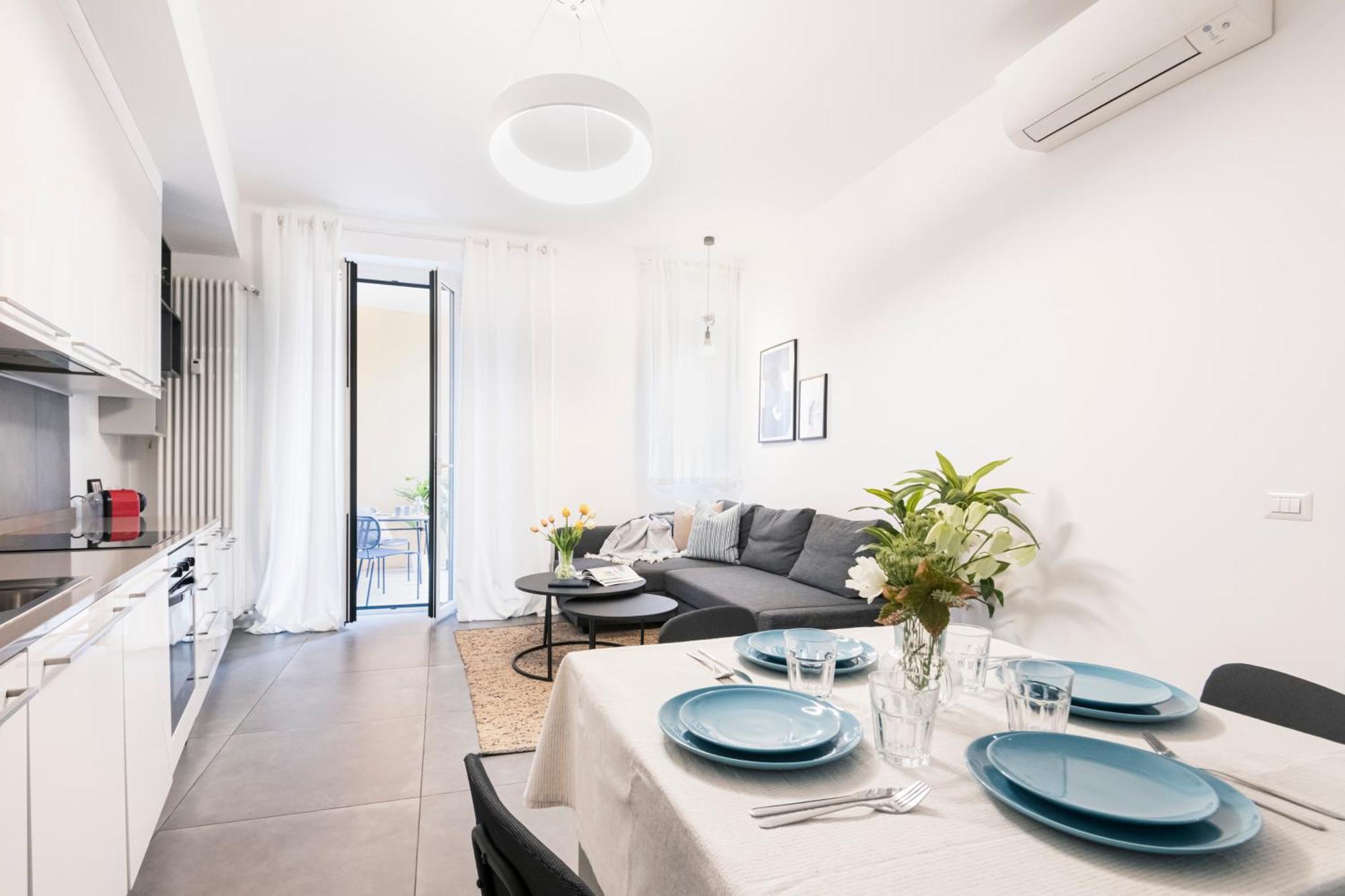 114 - Amazing Flat Fully Furnished In P.Ta Romana Милано Екстериор снимка